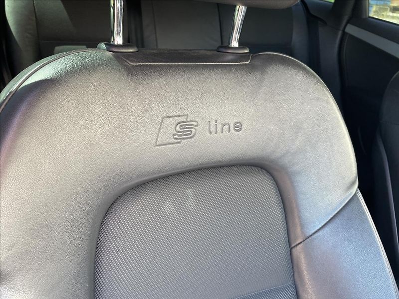 Audi A3 2,0 TDi 103kW*S-line*servis - fotka 31 z 47