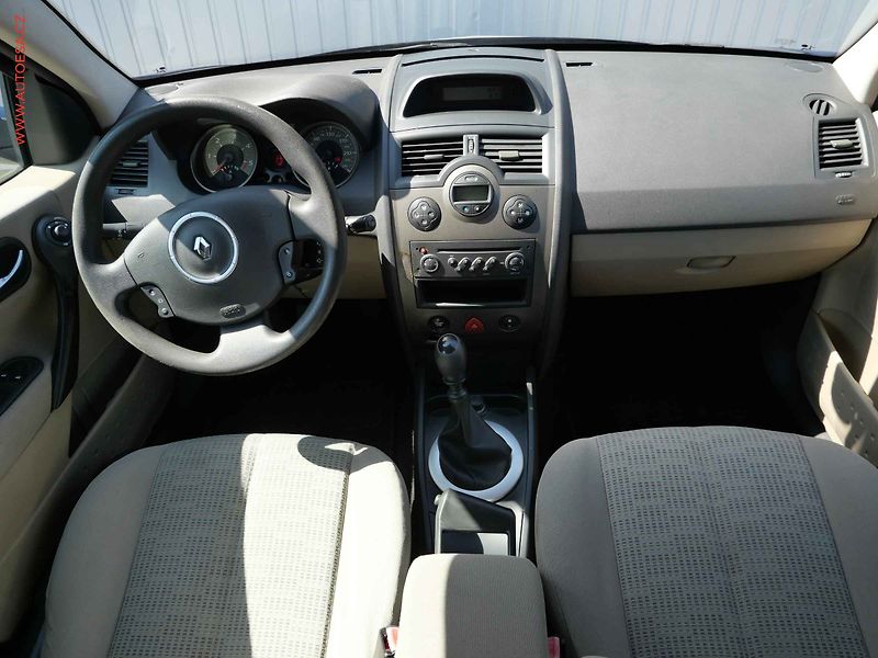 Renault Mégane (2006) 1.5 dCi, servis.kniha - fotka 8 z 14