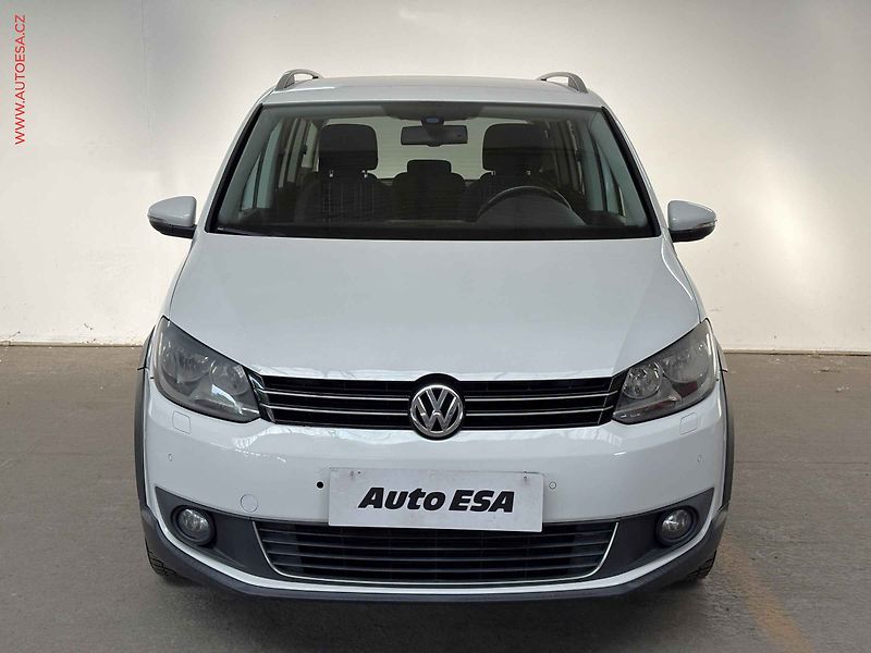 Volkswagen Touran (2013) 2.0TDi, TZ, výhř.sed. - fotka 2 z 16