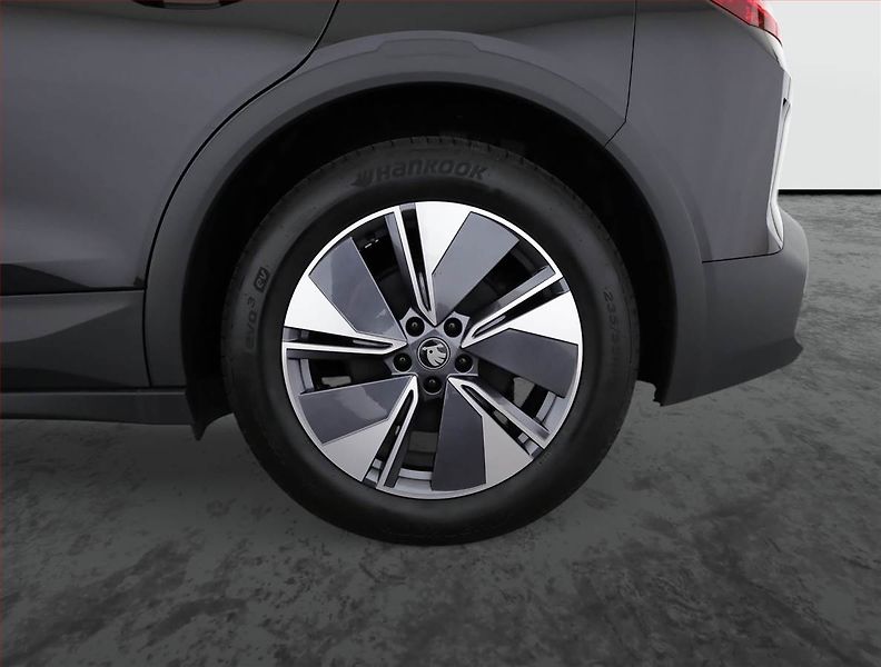 Škoda Elroq (2025) 60 (63 kWh) - fotka 19 z 21