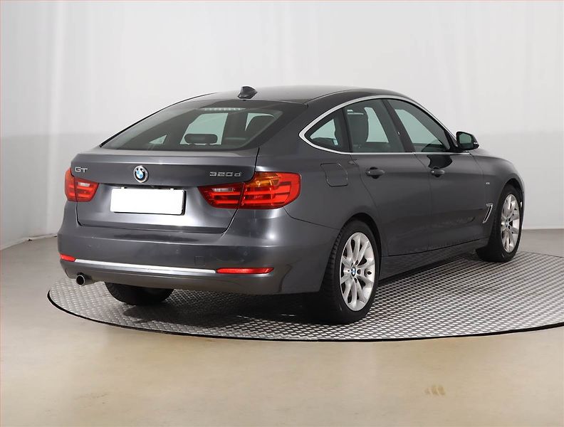 BMW Řada 3 (2013) Modern Line 320d GT, Automat - fotka 5 z 26
