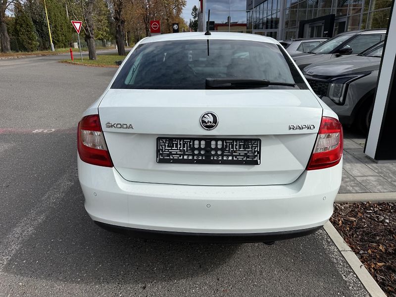 Škoda Rapid 1.2 TSI 81kw - fotka 8 z 9