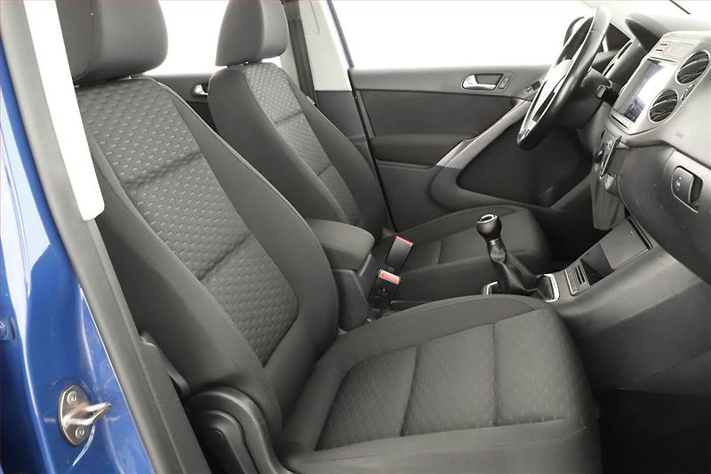 Volkswagen Tiguan (2008) 2.0 TDI, 4X4, Serv.kniha - fotka 7 z 13