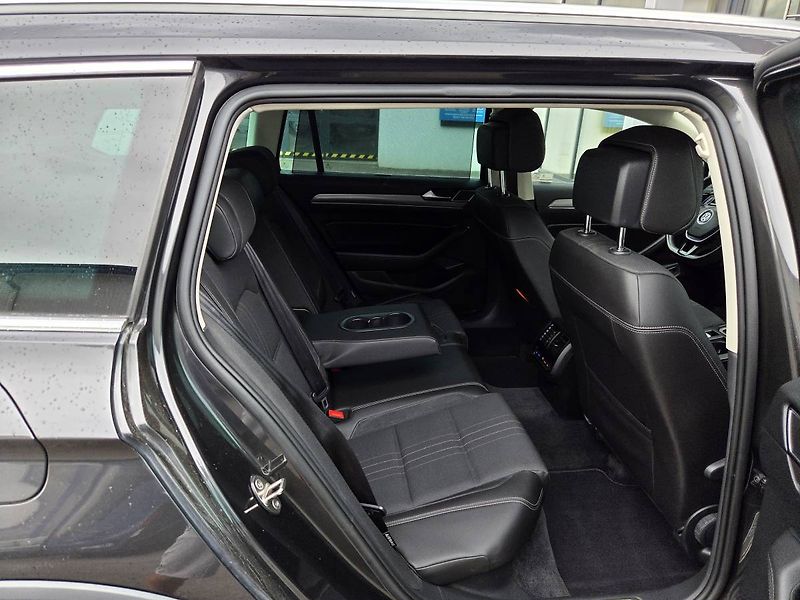 Volkswagen Passat Variant (2019) Passat Alltrack 2.0 BiTDI - fotka 44 z 50