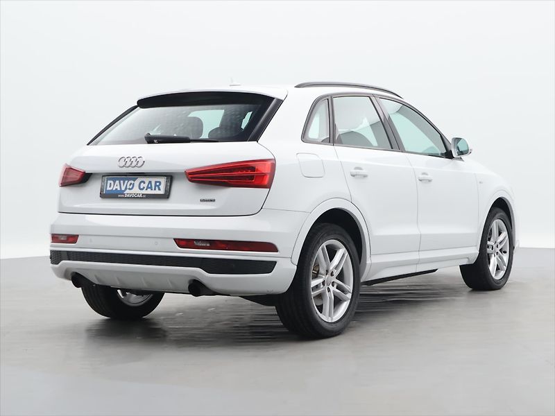 Audi Q3 2,0 TFSI 162kW quattro S-Line - fotka 7 z 37