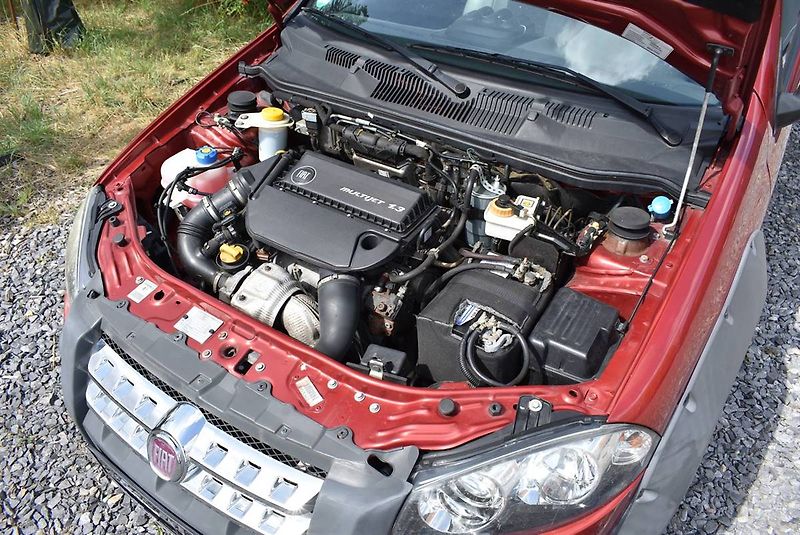 Fiat Strada 1,3 JTD AC,DIFF,BT,MLHOVKY - fotka 16 z 16