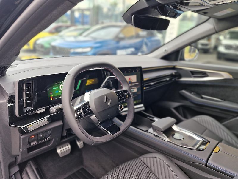 Renault Austral (2026) esprit Alpine full hybrid E-Te - fotka 6 z 14