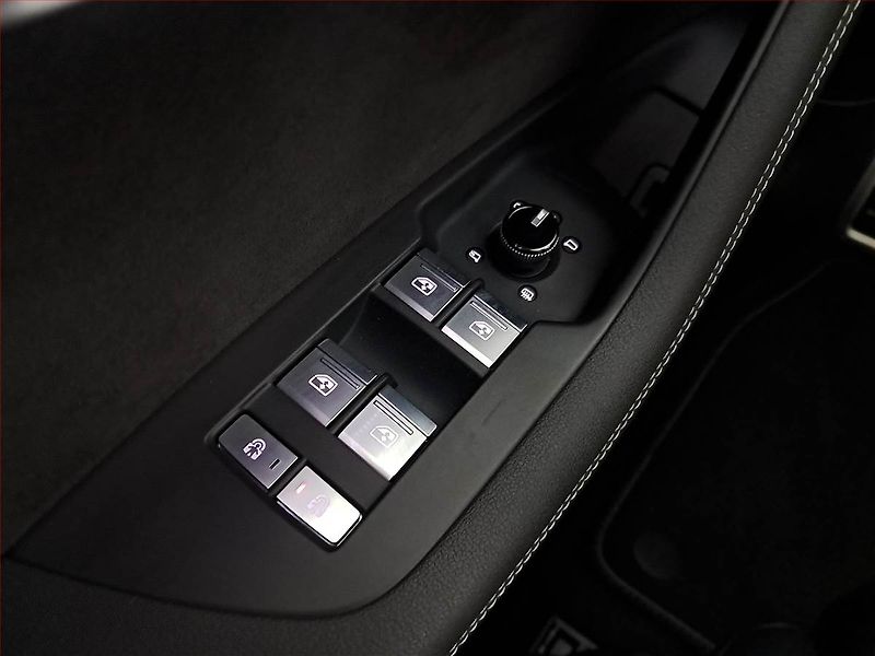 Audi A6 (2018) S line 50 TDI - fotka 20 z 20