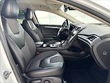 Ford Mondeo 2,0 TDCi Navi Kamera Kůže LED - náhled 29