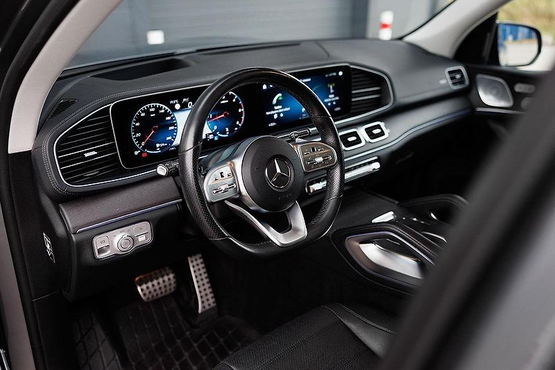 Mercedes-Benz GLS (2019) GLS 400d 4Matic AMG Line - fotka 35 z 63