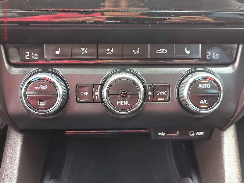 Škoda Octavia (2016) 2.0TDi 4x4, ČR, DSG - fotka 16 z 22