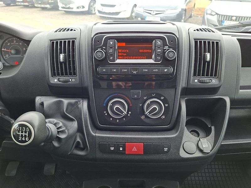 Peugeot Boxer FG 3500 L3H2 2,2 BHDi 140k M6 - fotka 17 z 19