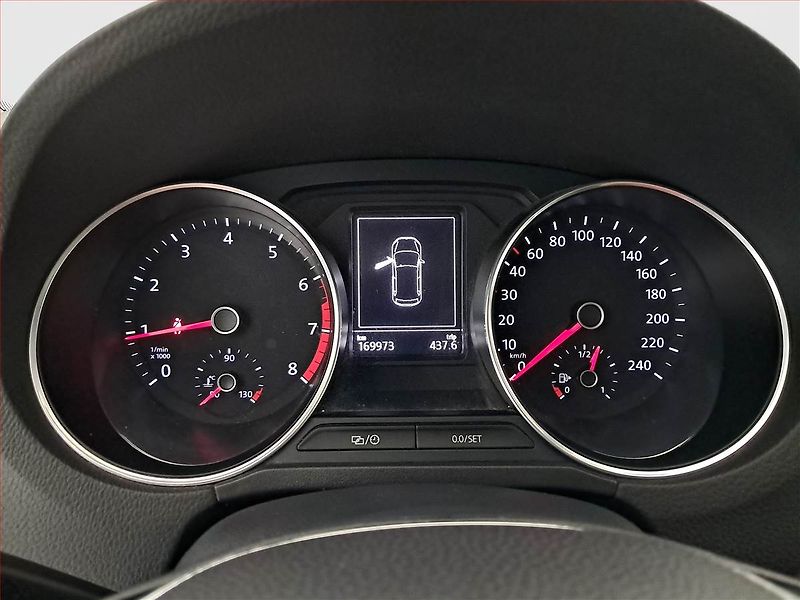 Volkswagen Polo (2016) 1.2 TSI, Tempomat - fotka 11 z 17