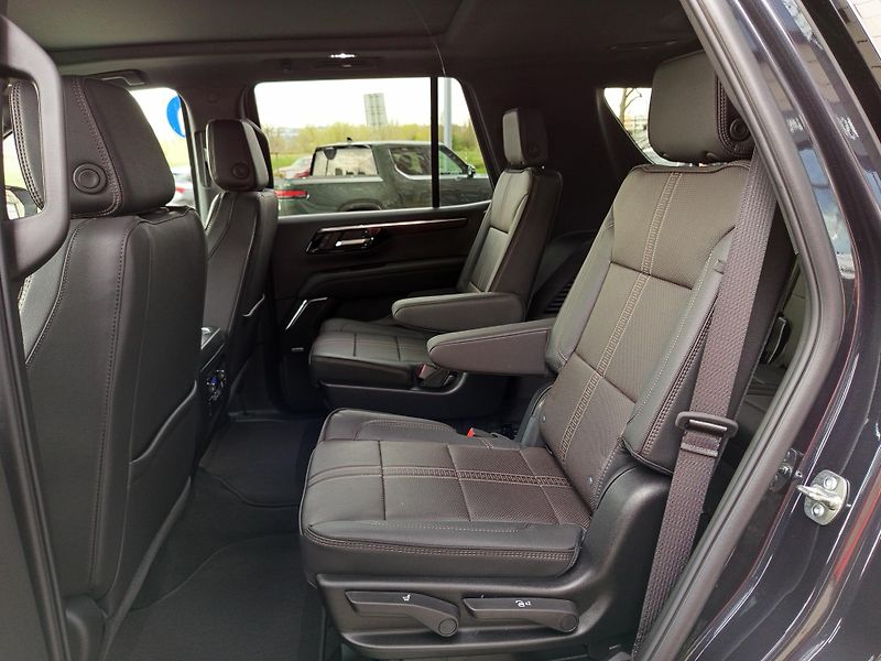 Chevrolet Tahoe (2026) High Country 2026,AWD,kola 24