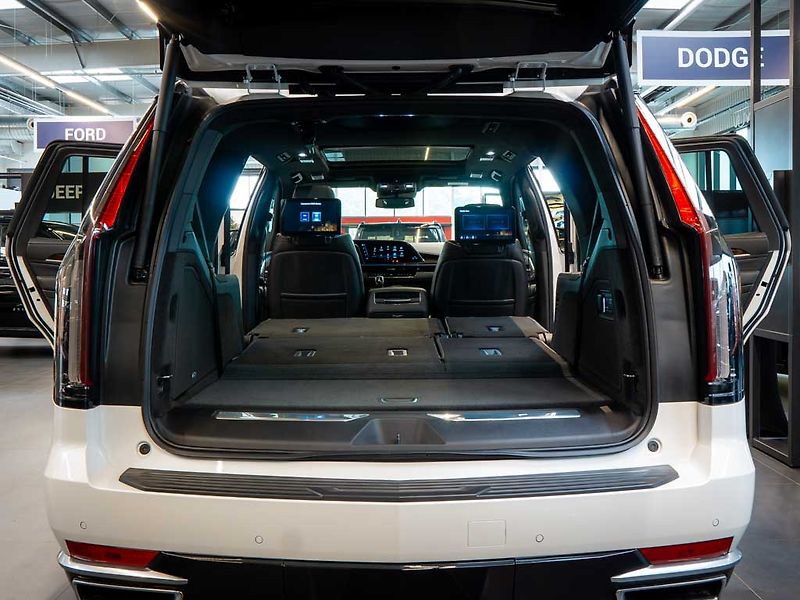 Cadillac Escalade (2024) 6.2 Premium Luxury Platinum - fotka 9 z 50