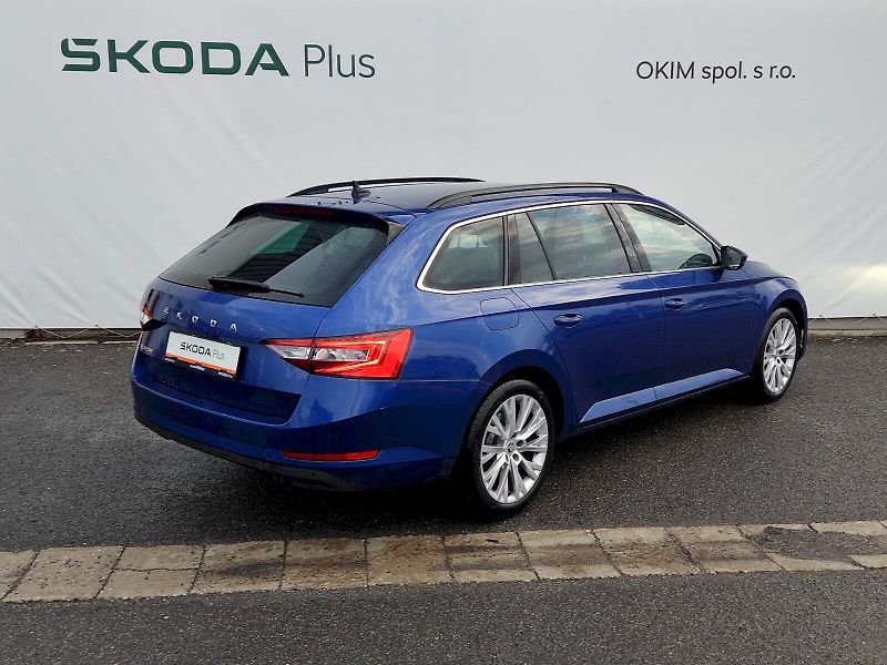 Škoda Superb (2023) Combi 2,0 Tdi 147 Kw DSG - fotka 2 z 38