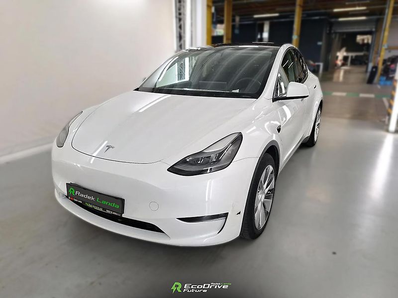 Tesla Model Y (2023) Long Range AWD - fotka 4 z 7
