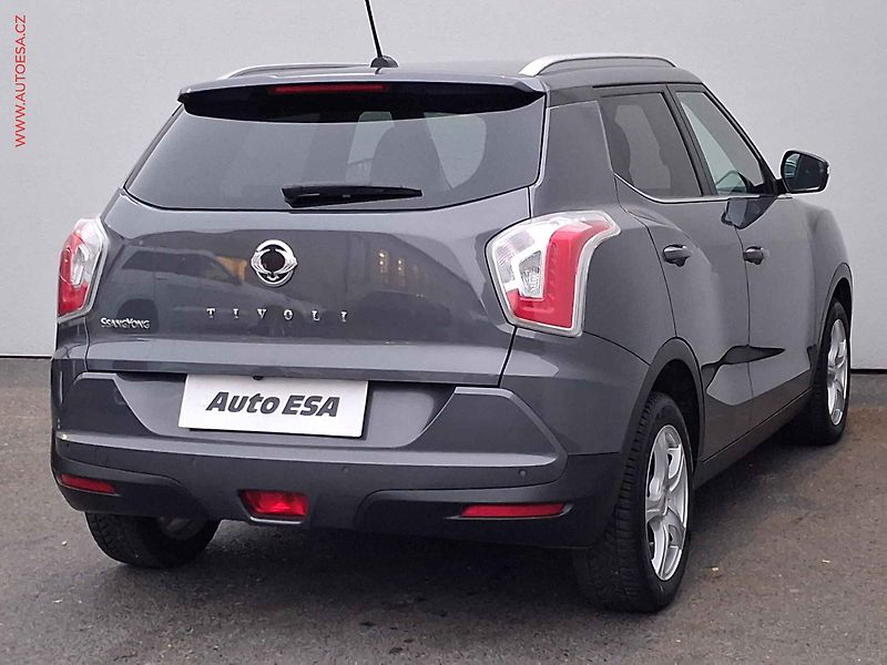 SsangYong Tivoli (2018) 1.6CVVT, Navi, kamera - fotka 4 z 18