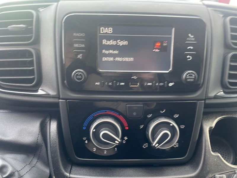 Toyota Proace Max 2.2D L4H2 4D VAN 2.2L 140 6MT - fotka 24 z 27