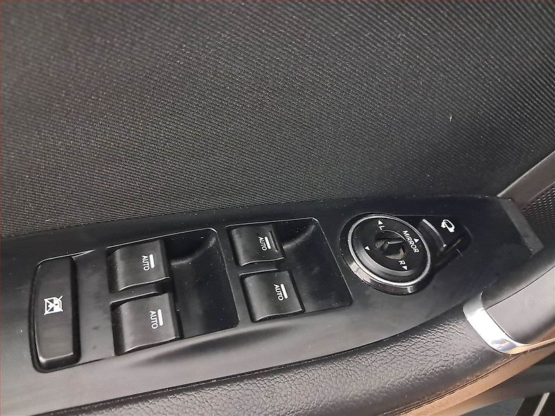 Hyundai i40 (2017) 1.7 CRDi, Serv.kniha, Navi - fotka 22 z 22