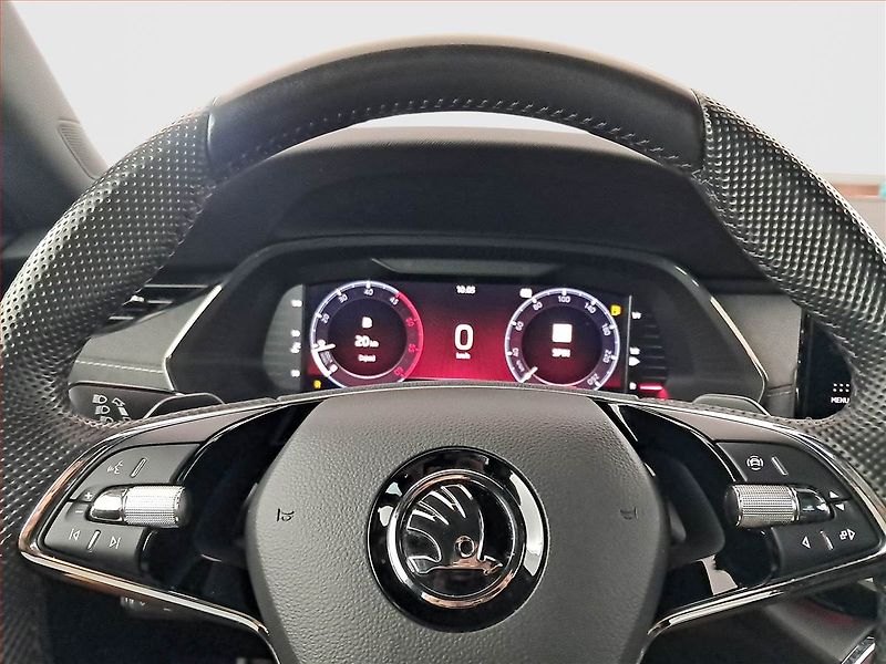 Škoda Octavia (2022) Sportline 2.0 TDI - fotka 18 z 18
