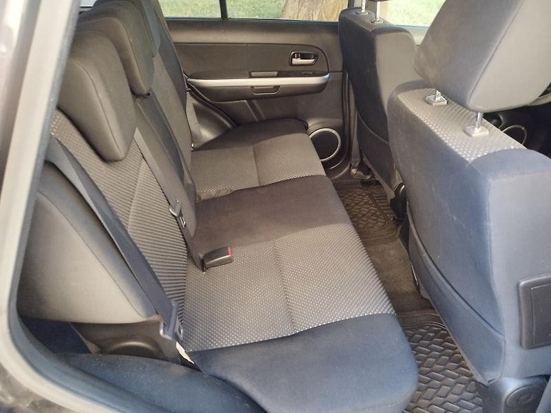 Suzuki Grand Vitara (2007) - fotka 10 z 26