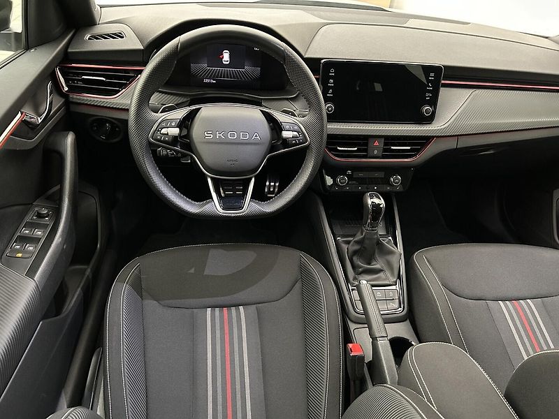 Škoda Kamiq 1.0 TSI Monte Carlo - fotka 5 z 26