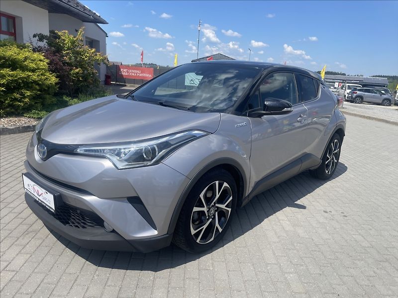 Toyota C-HR 1,8 i 73kw Hybrid e-CVT - fotka 1 z 34