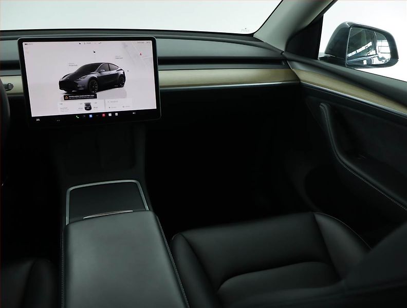 Tesla Model Y (2022) Long Range AWD 79kWh, SoH 92% - fotka 8 z 20