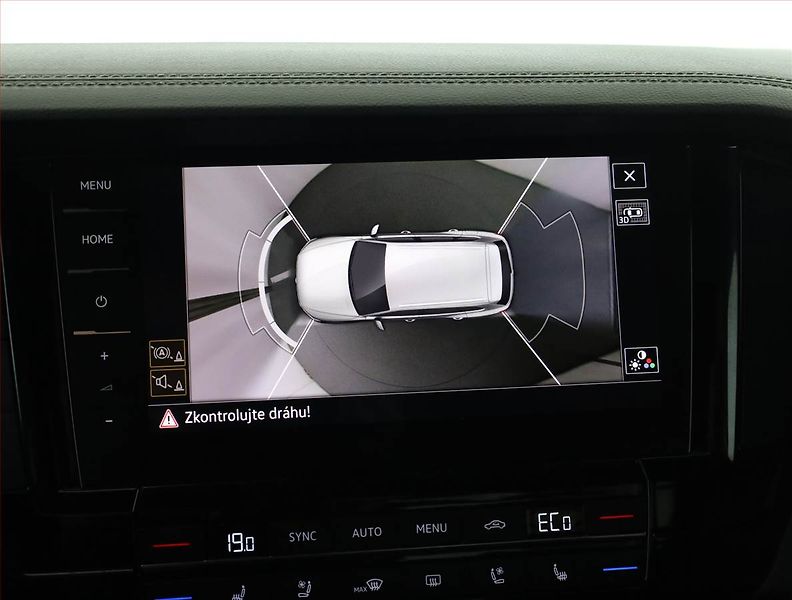 Volkswagen Touareg (2022) 3.0 TDI - fotka 16 z 22