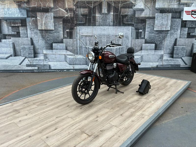 Royal Enfield Meteor 350 (2022) - fotka 3 z 19