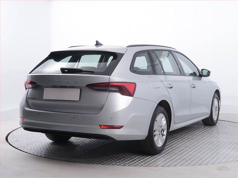 Škoda Octavia (2021) Ambition 2.0 TDI, ČR,1.maj - fotka 5 z 15