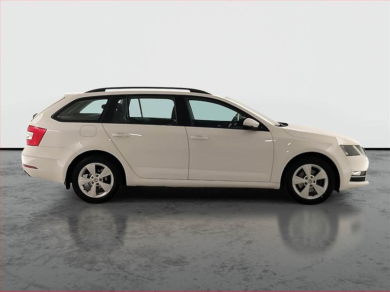 Škoda Octavia (2019) Ambition 1.5 TSI, Tempomat - fotka 6 z 21
