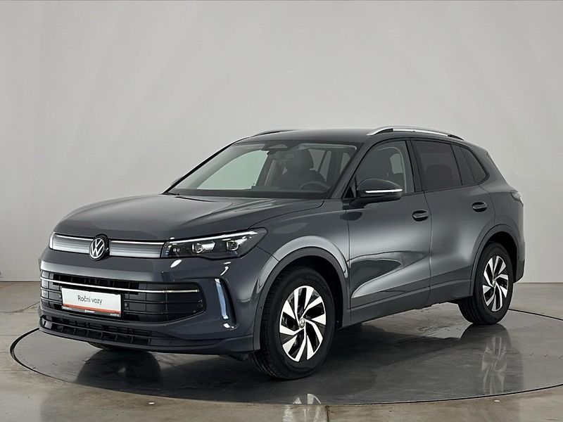 Volkswagen Tiguan Life - fotka 1 z 30