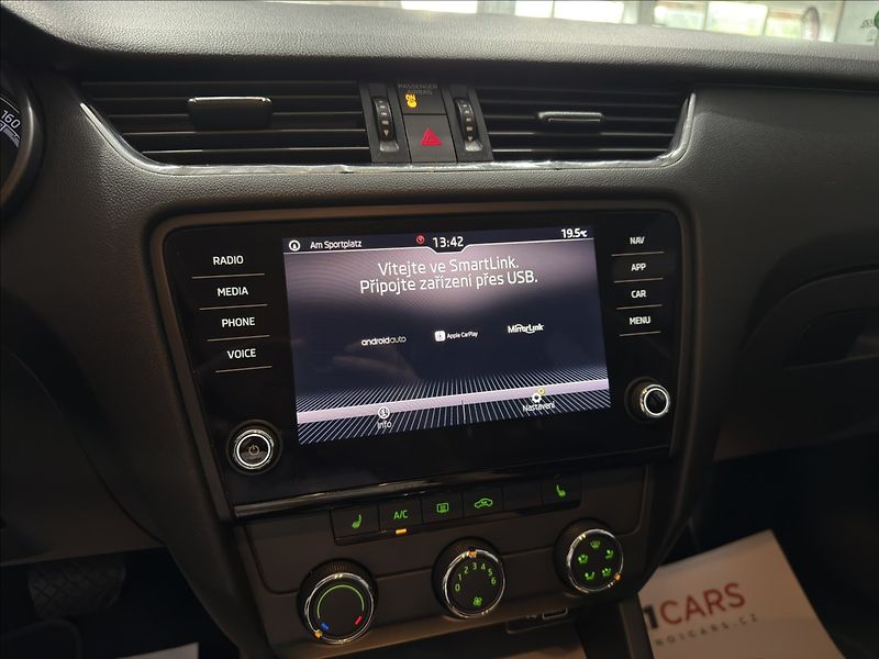 Škoda Octavia 2,0   TDI 110KW FULL LED KAMER - fotka 17 z 31