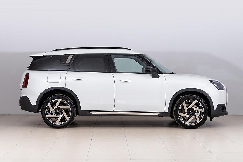Mini Countryman S ALL4 - fotka 4 z 13