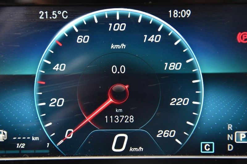 Mercedes-Benz CLA 180 d Edition 1 AMG - fotka 12 z 56