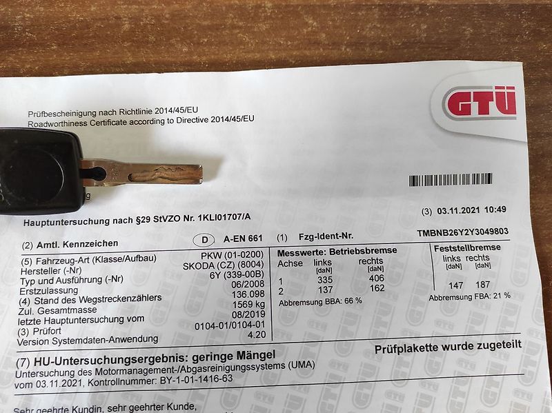 Škoda Fabia 1.4 MPI Comfort - fotka 26 z 26