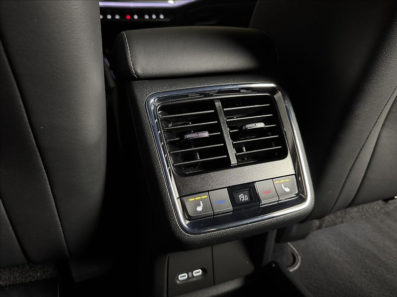 Škoda Enyaq 60 Sportline Assist Tepelko - fotka 18 z 50