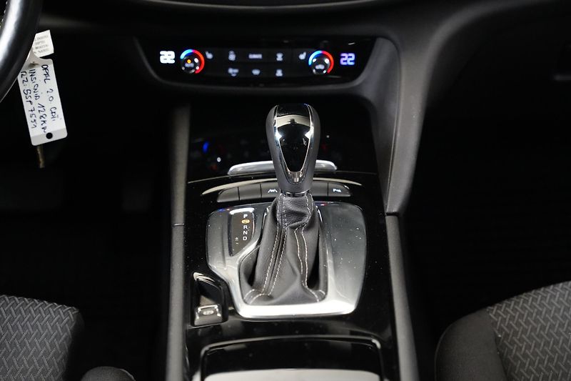 Opel Insignia - fotka 21 z 23