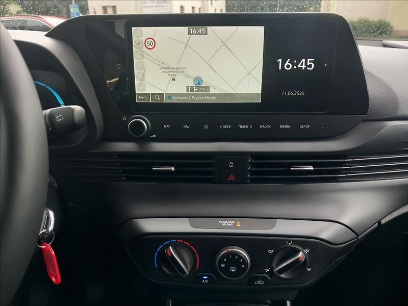 Hyundai Bayon 1,2 SMART - fotka 6 z 15