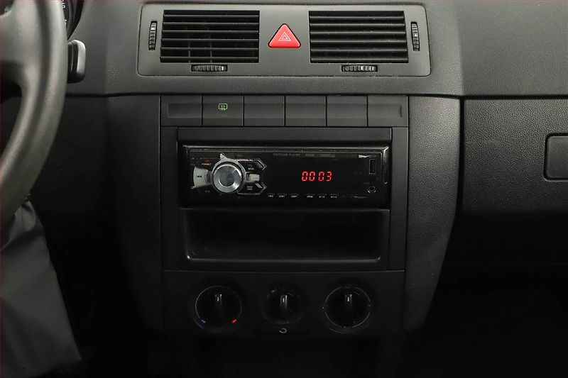 Škoda Fabia (2005) 1.2, po STK, slušný stav - fotka 9 z 12