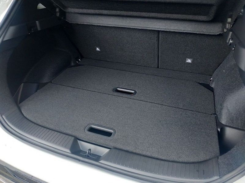 Nissan Qashqai 1.3T mHEV AT,2WD, SKLADEM - fotka 28 z 29