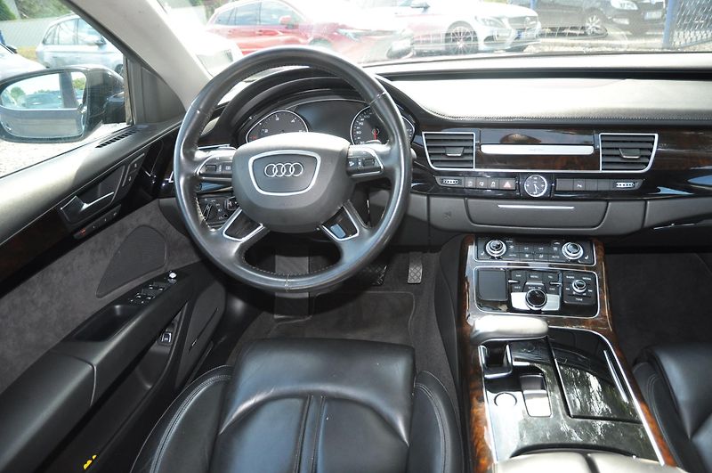 Audi A8 3.0TDi 193kW 4x4 - fotka 5 z 22