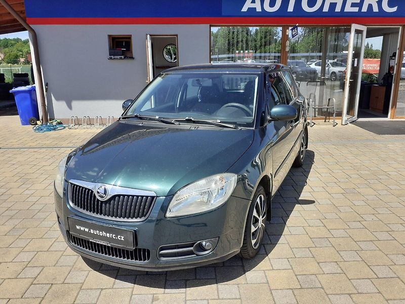 Škoda Fabia (2008) II 1.4  MPi 63 kW - fotka 1 z 32