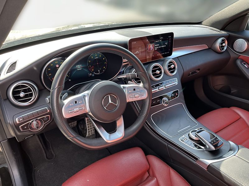 Mercedes-Benz Třídy C Třída C 400 4MATIC AMG Line - fotka 10 z 18