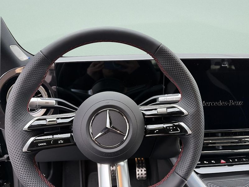 Mercedes-Benz CLA (2025) 200 - fotka 10 z 15