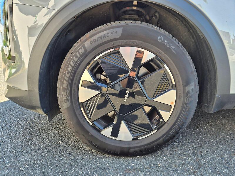 Kia Sportage (2025) Exclusive  1.6 T-GDI 110 kW 6° - fotka 12 z 36