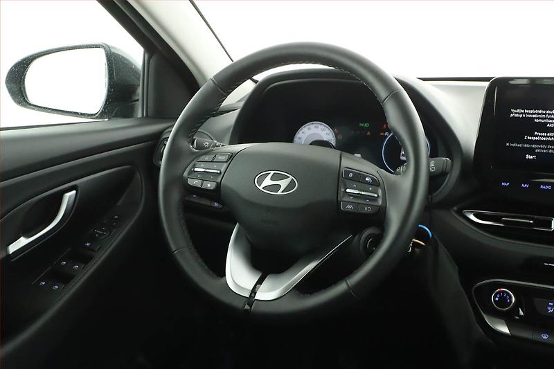 Hyundai i30 (2026) 1.0 T-GDI, Comfort, FullLed - fotka 8 z 14