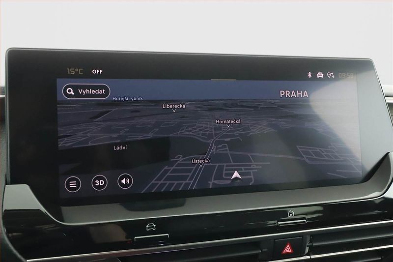 Citroën C5 X (2022) 1.2 PureTech - fotka 14 z 18